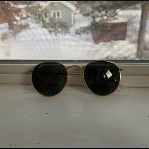 Ray-Ban round sunglasses